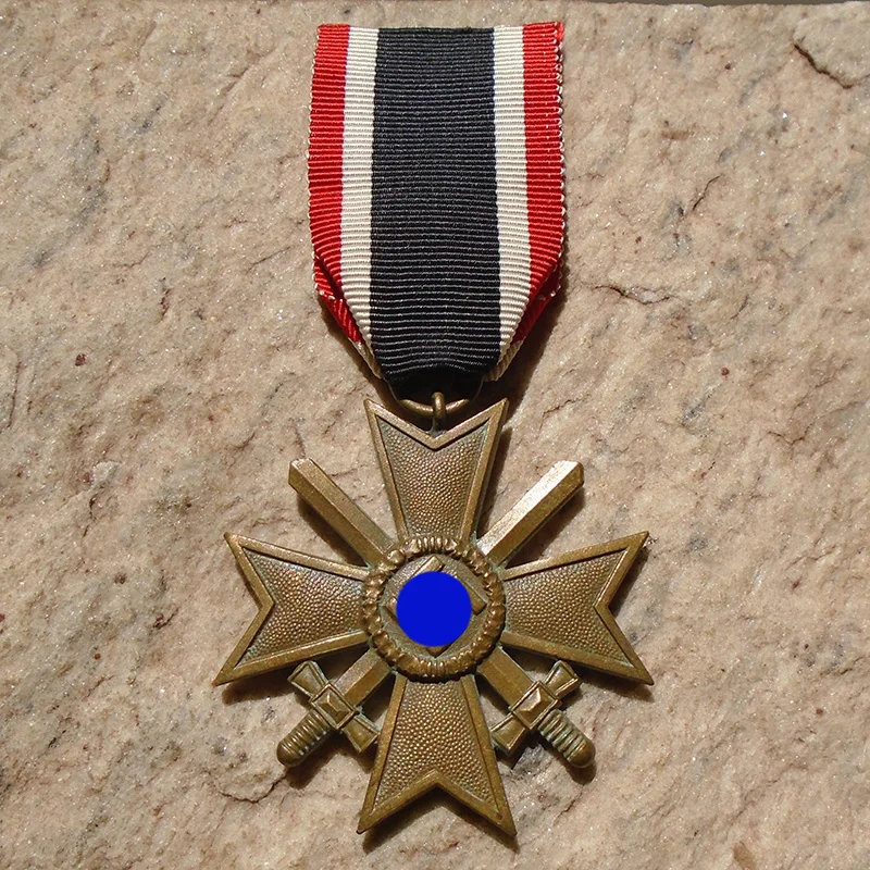 Cruz de Mérito de Guerra de 2ª Classe com Espadas