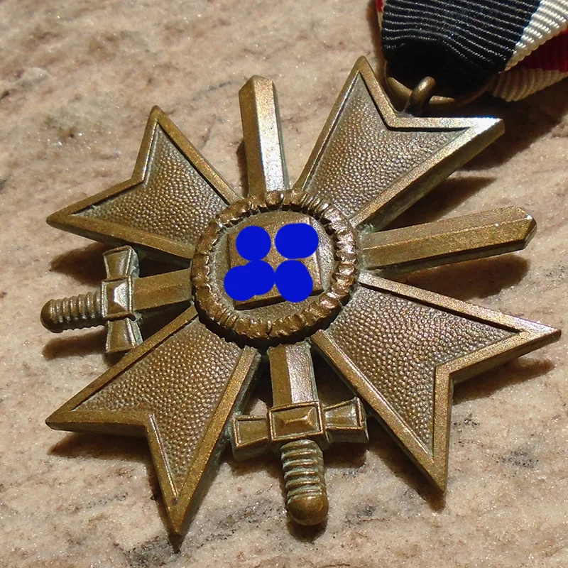 Cruz de Mérito de Guerra de 2ª Classe com Espadas - Imagem 3